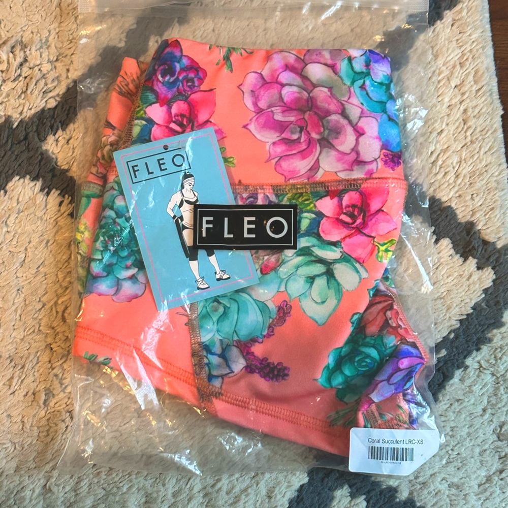 Fleo LRC coral succulent